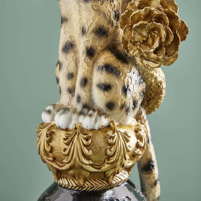 Hovedbilde Leopard with cockatoo sidebord Werns