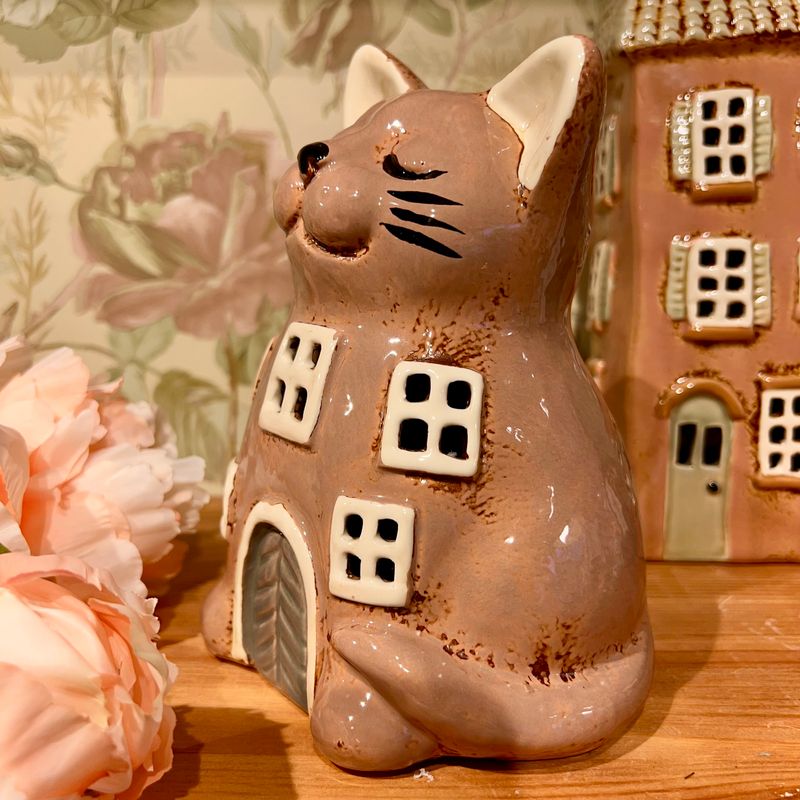 Telysholder katt brun